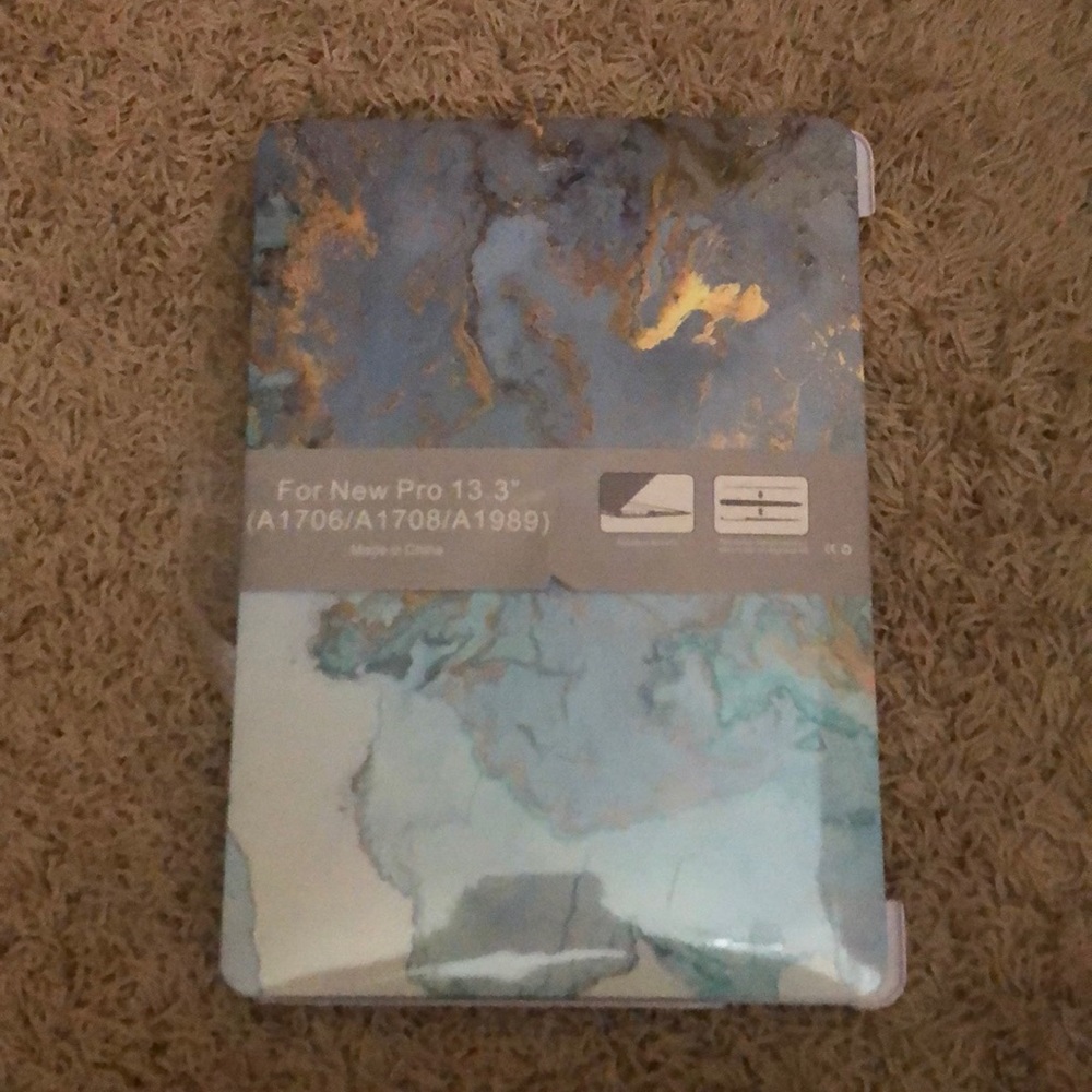 MacBook Pro 13.3” computer cover
